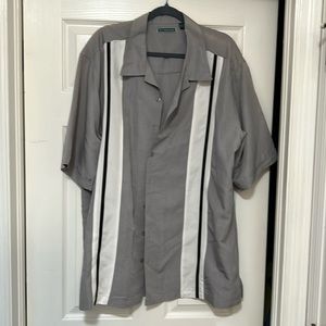 Men’s Gray Cubavera shirt. Like new condition. Size 2 XLT tall size